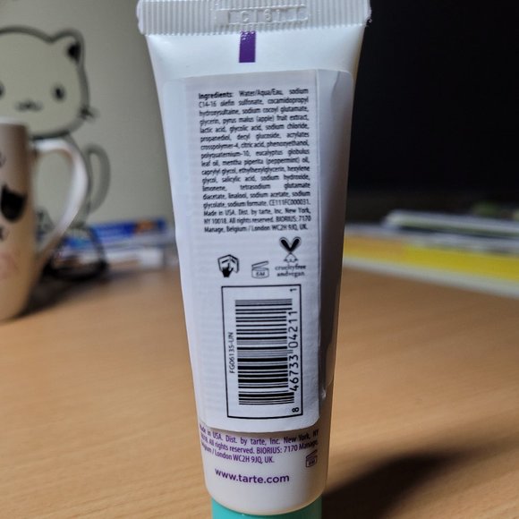 NEW - Tarte Travel-size Knockout Daily Exfoliating Cleanser - Picture 2 of 4